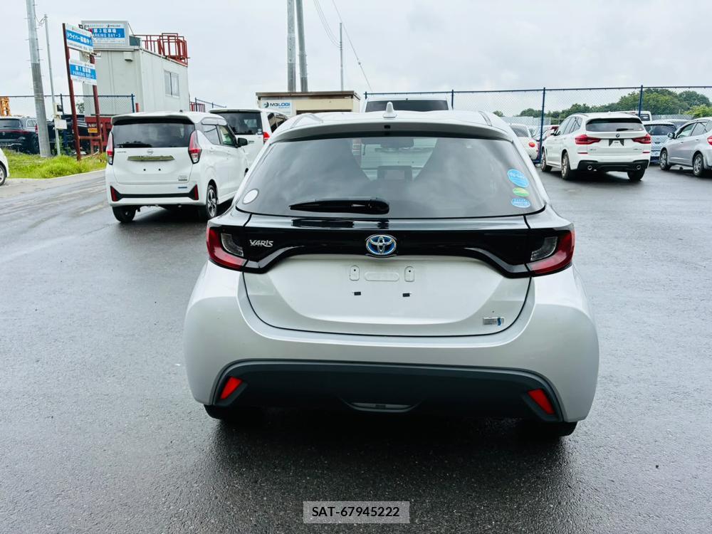 Toyota YARIS 2021 6987736-3