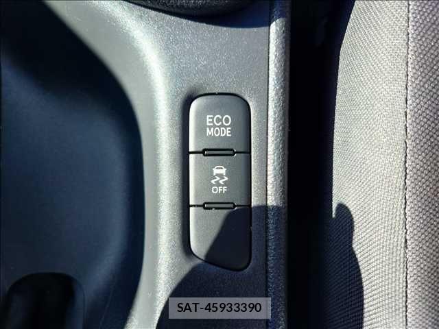 Toyota YARIS 2020-09 7731142-15