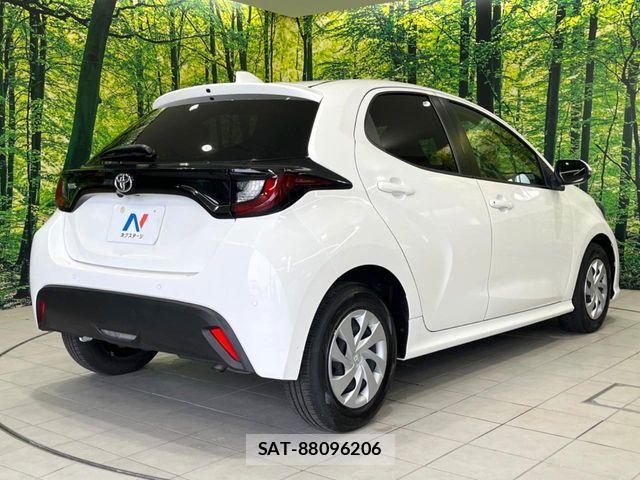 Toyota YARIS 2020-07 7731144-16