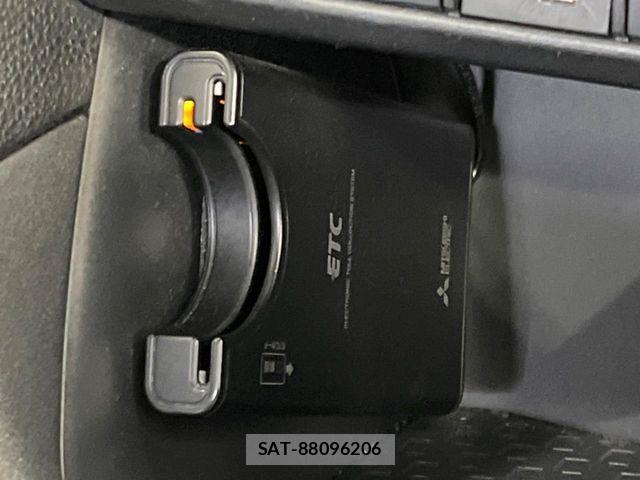 Toyota YARIS 2020-07 7731144-6