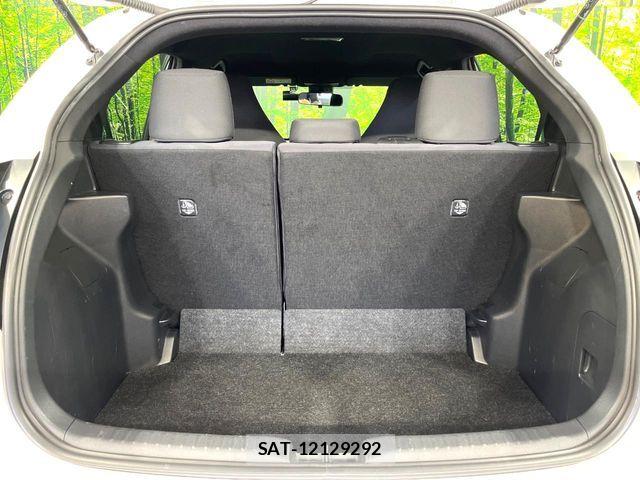 Toyota YARIS 2020-07 7731143-11