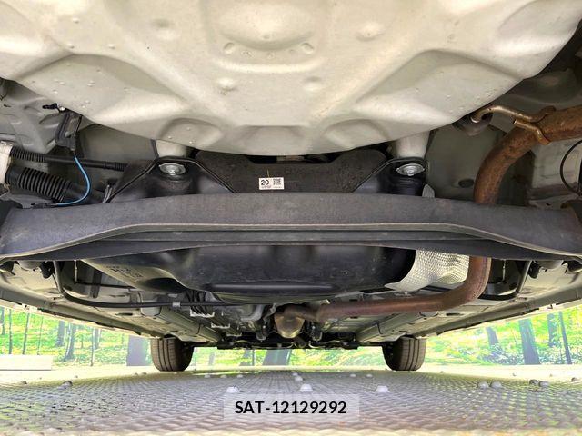 Toyota YARIS 2020-07 7731143-17