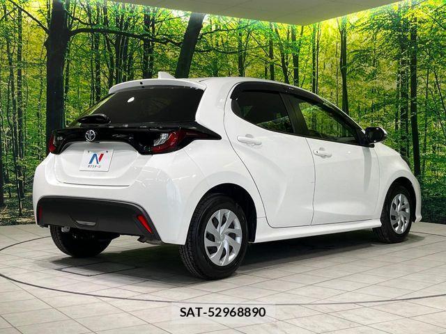 Toyota YARIS 2021-06 7731141-16