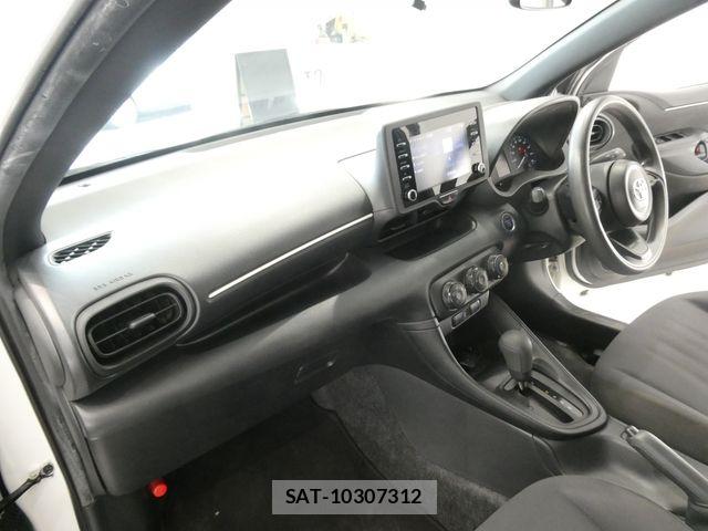 Toyota YARIS 2021-05 7731149-20