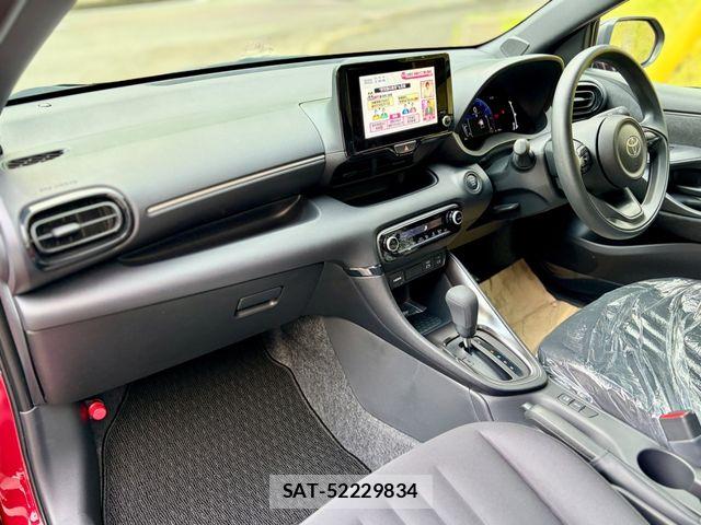 Toyota YARIS 2026-06 7731124-7