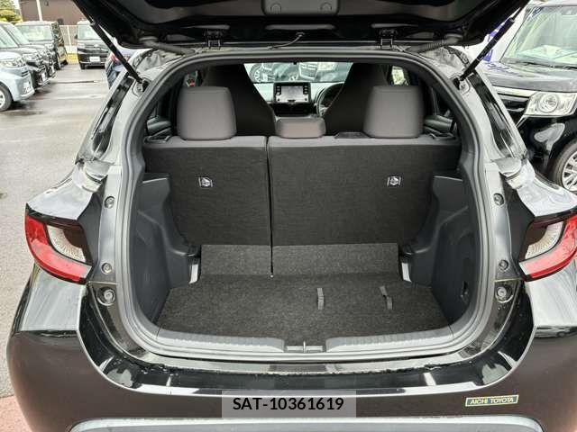 Toyota YARIS 2021-02 7731148-11