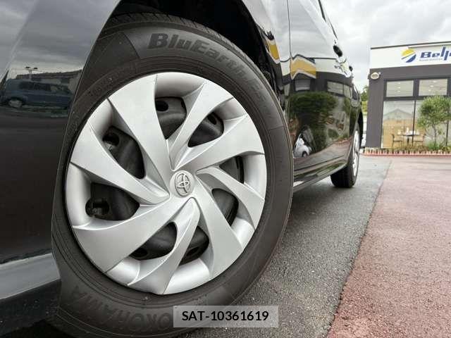Toyota YARIS 2021-02 7731148-13