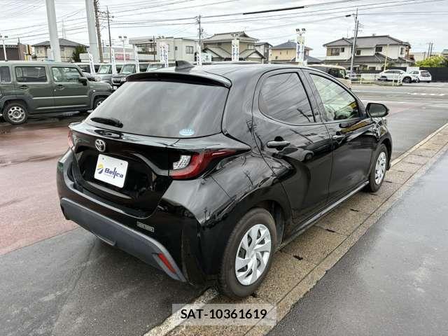 Toyota YARIS 2021-02 7731148-3