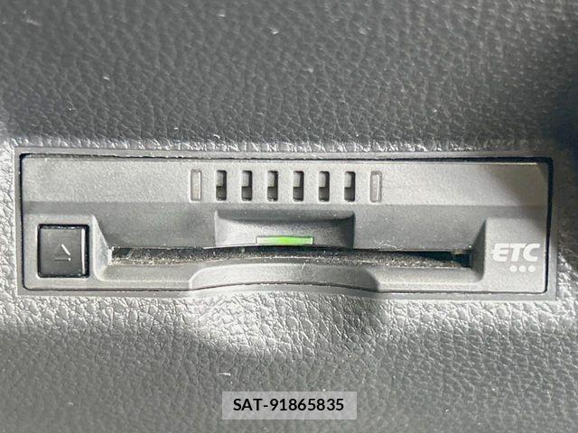 Toyota YARIS 2023-06 7731140-5