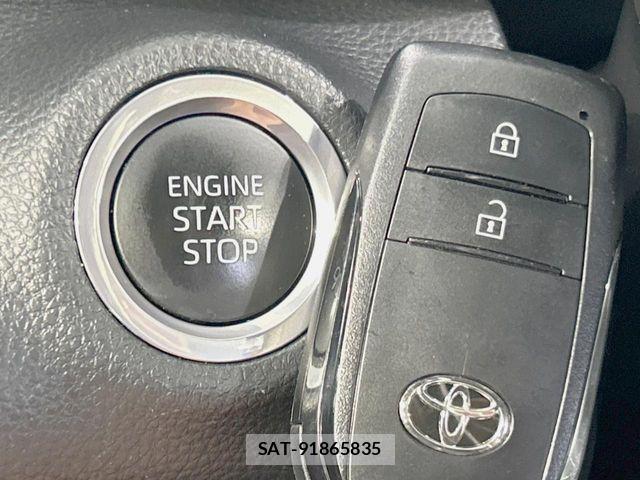 Toyota YARIS 2023-06 7731140-6