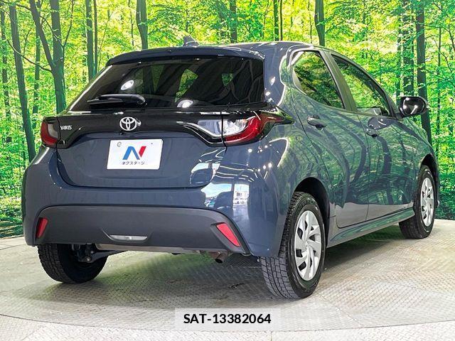 Toyota YARIS 2024-08 7731133-16