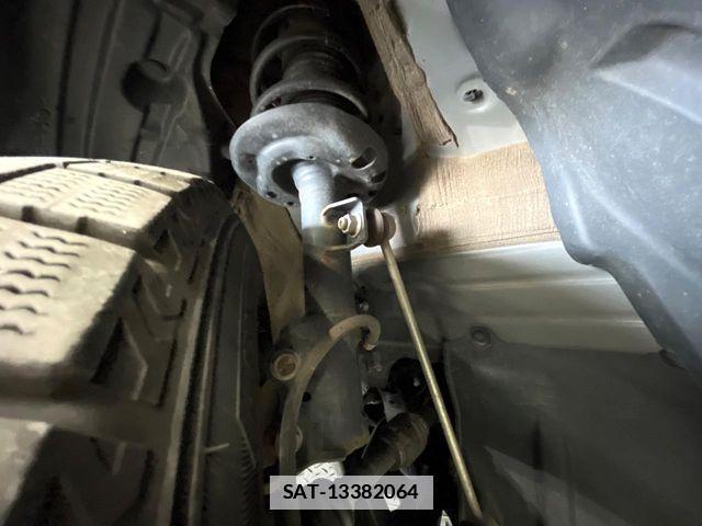 Toyota YARIS 2024-08 7731133-19