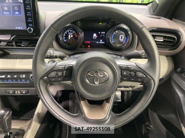 Toyota YARIS 2021-06 7731122-10
