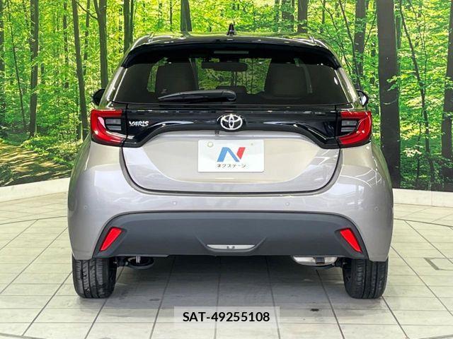 Toyota YARIS 2021-06 7731122-14