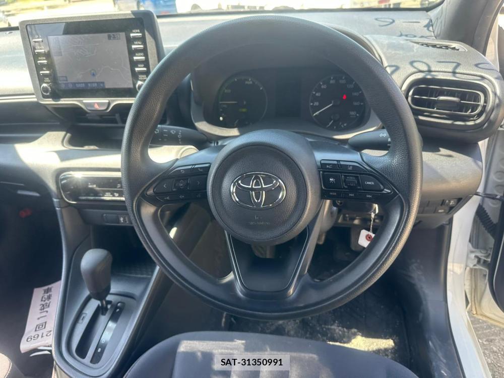 Toyota YARIS 2021 7332878-13