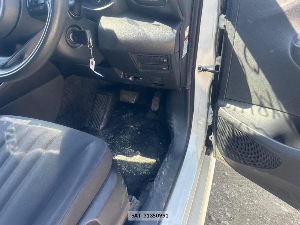 Toyota YARIS 2021 7332878-15