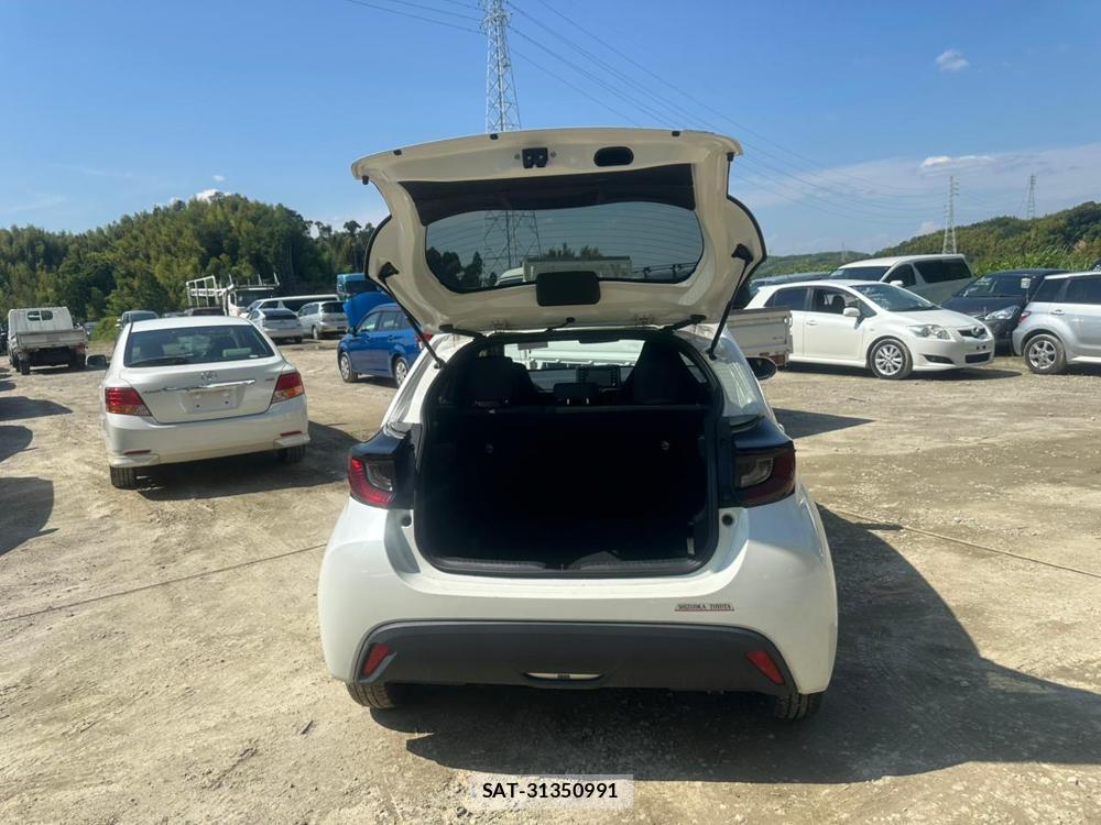 Toyota YARIS 2021 7332878-23