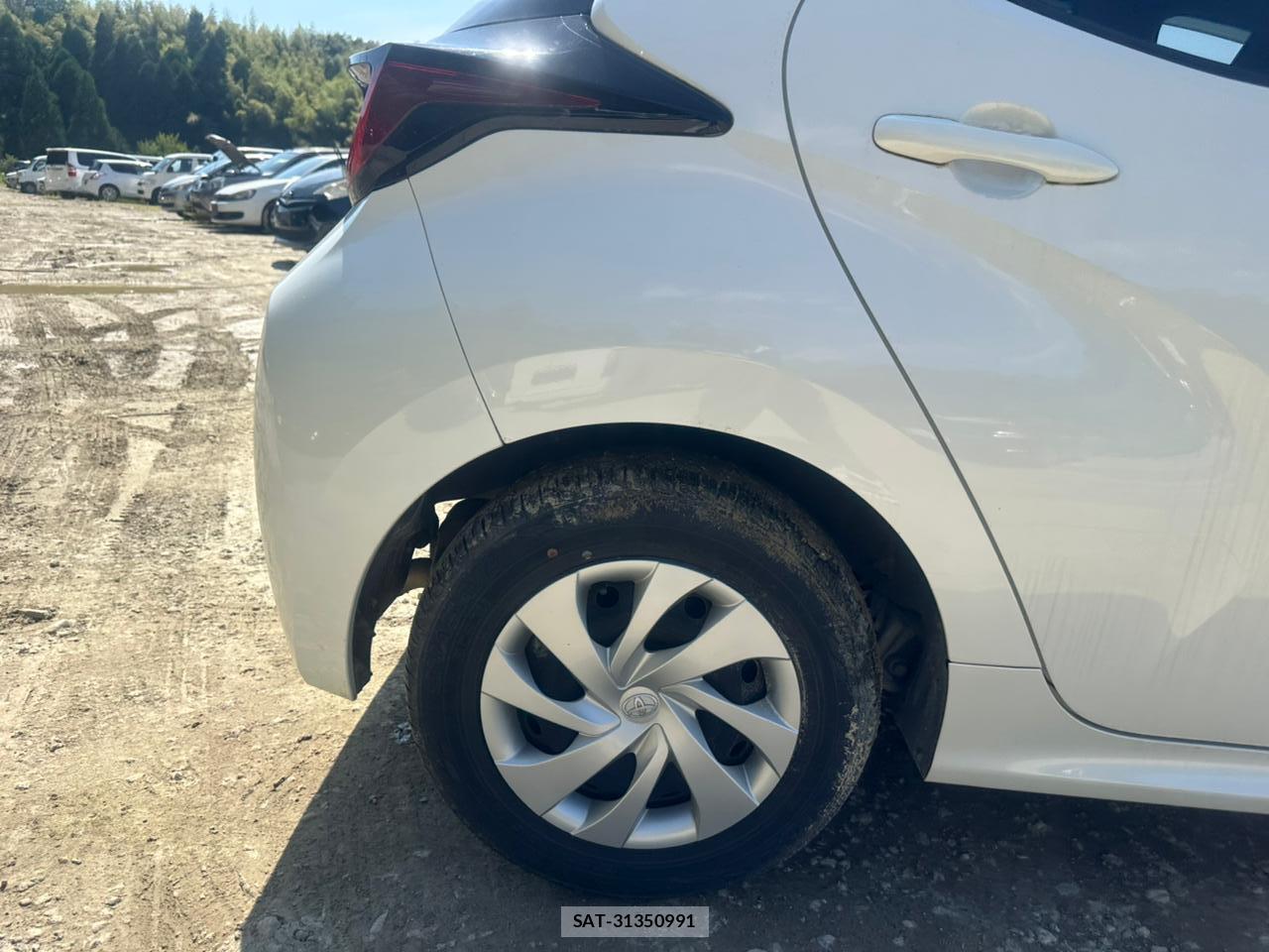 Toyota YARIS 2021 7332878-24