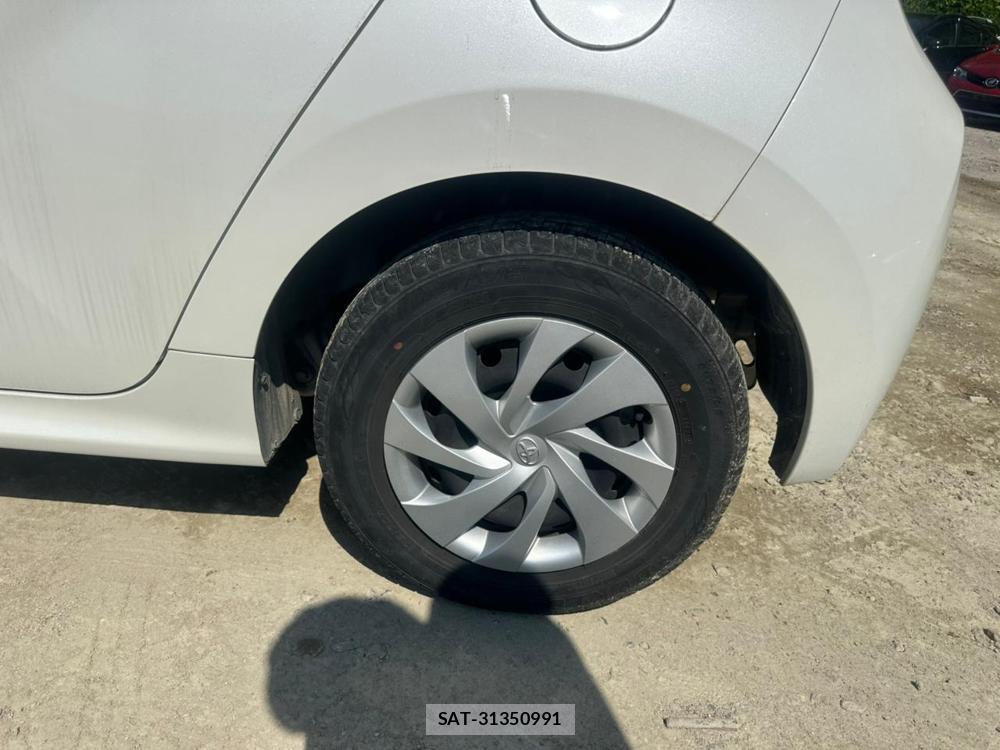 Toyota YARIS 2021 7332878-27