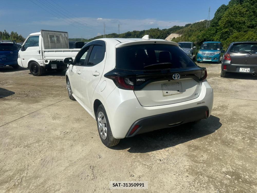 Toyota YARIS 2021 7332878-2