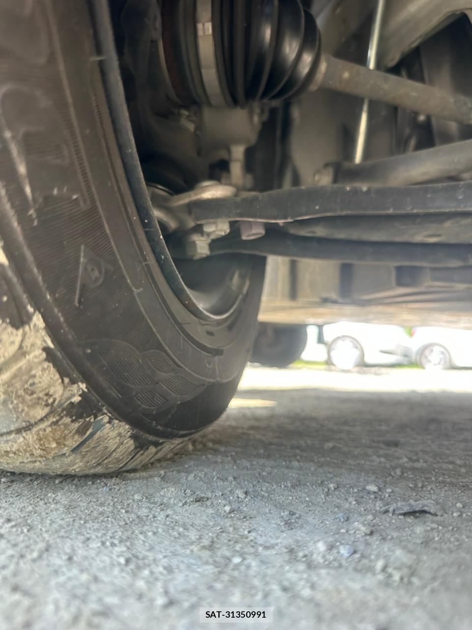 Toyota YARIS 2021 7332878-30