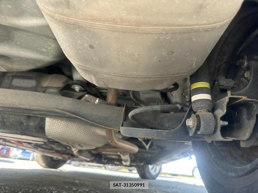 Toyota YARIS 2021 7332878-32