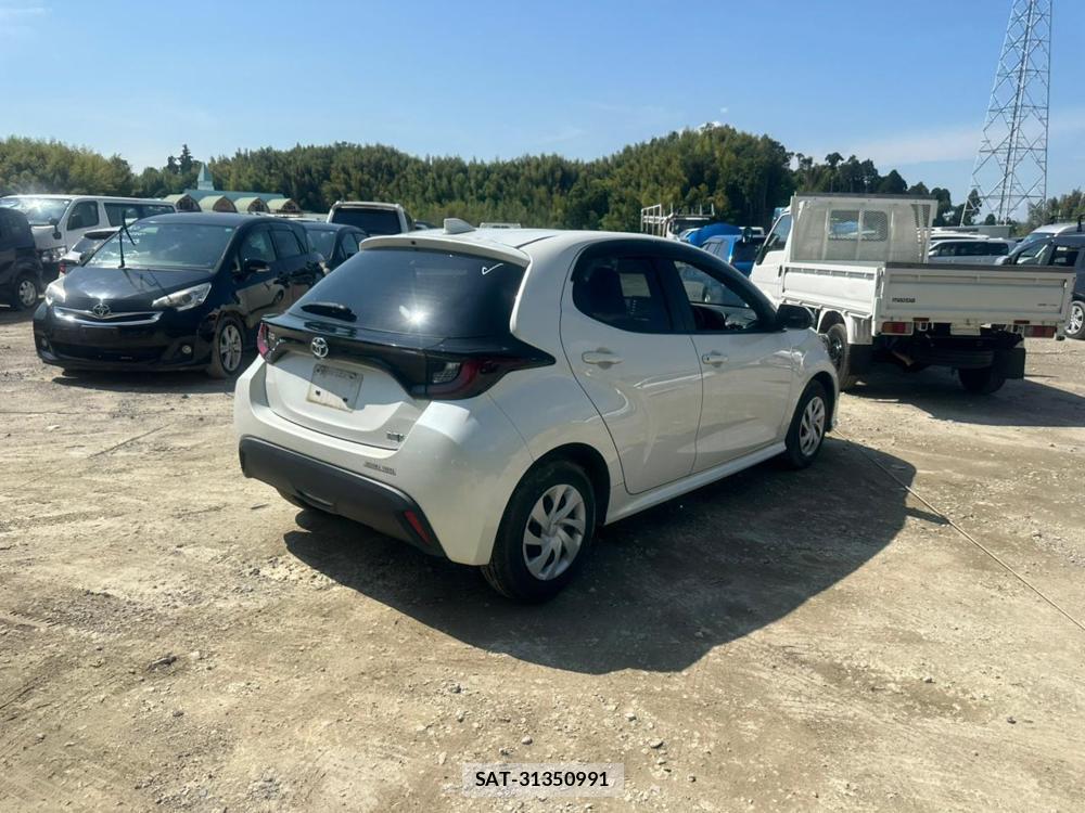 Toyota YARIS 2021 7332878-4