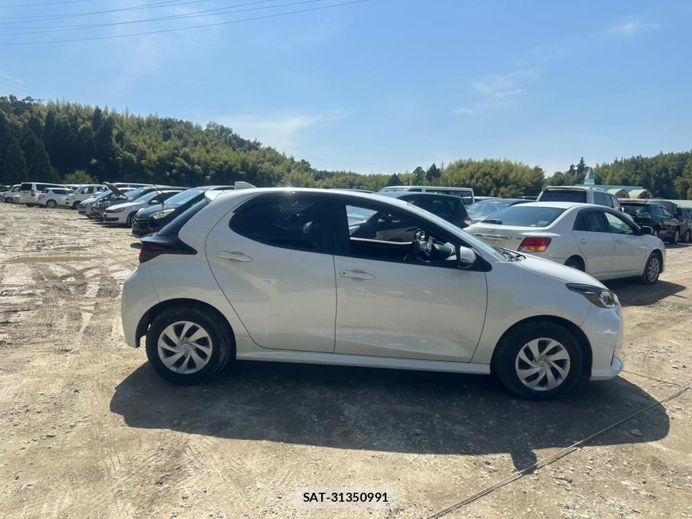 Toyota YARIS 2021 7332878-5