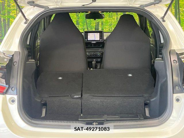 Toyota YARIS 2022-08 7790808-9