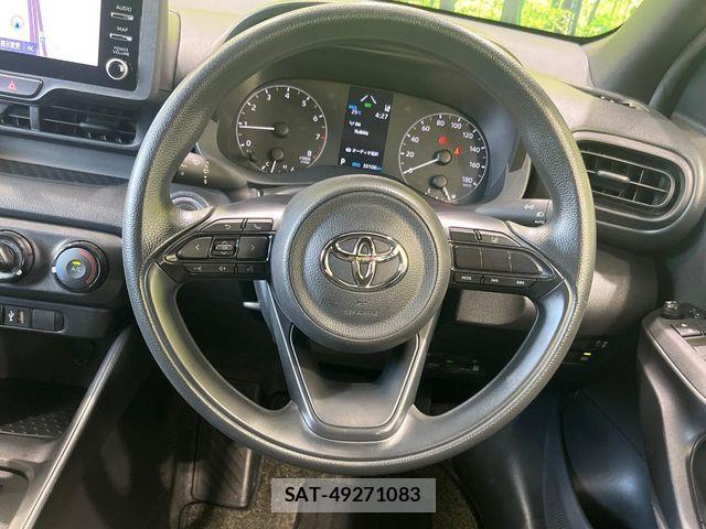 Toyota YARIS 2022-08 7790808-10