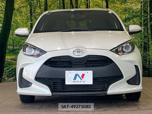 Toyota YARIS 2022-08 7790808-13