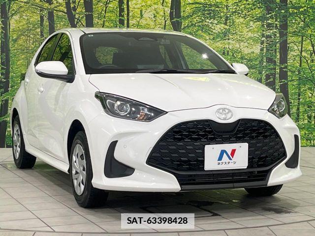 Toyota YARIS 2024-08 7790801-17