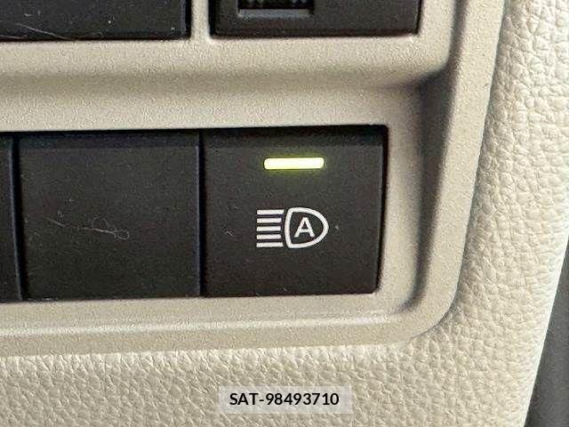 Toyota YARIS 2020-07 7790798-7