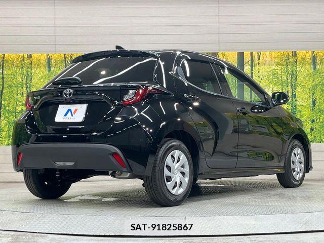 Toyota YARIS 2026-04 7880755-15