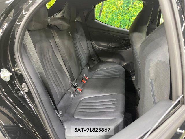 Toyota YARIS 2026-04 7880755-8