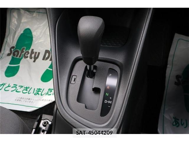 Toyota YARIS 2024-09 7880757-19