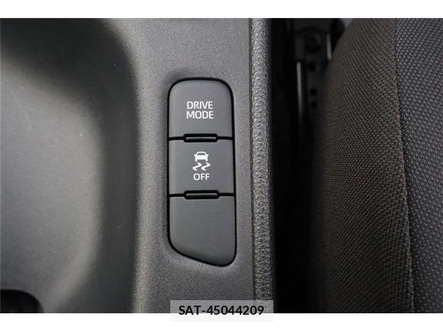 Toyota YARIS 2024-09 7880757-6