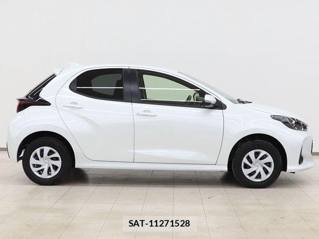 Toyota YARIS 2024-07 7880758-9