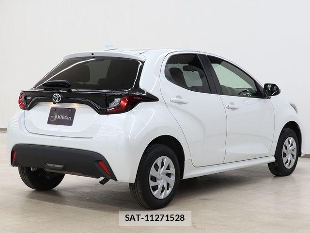 Toyota YARIS 2024-07 7880758-10