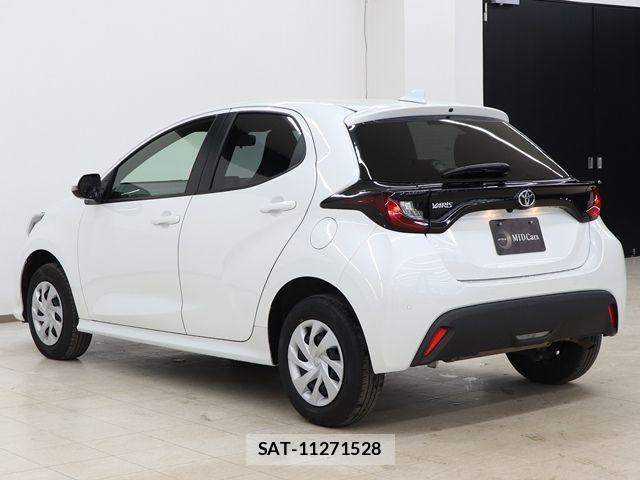 Toyota YARIS 2024-07 7880758-14