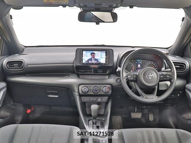 Toyota YARIS 2024-07 7880758-1