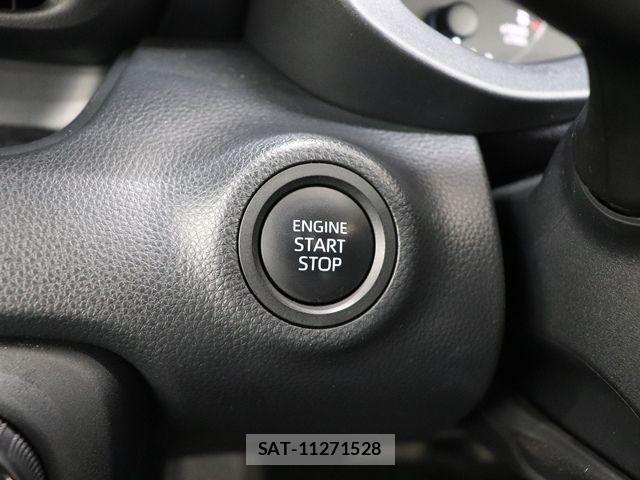 Toyota YARIS 2024-07 7880758-25