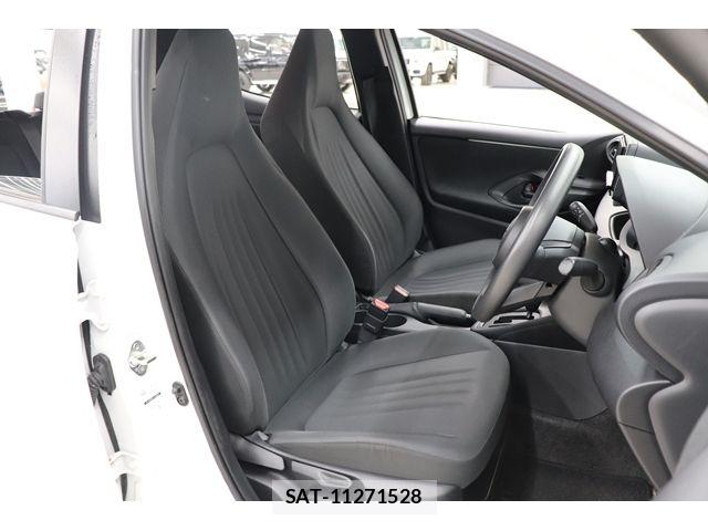 Toyota YARIS 2024-07 7880758-28
