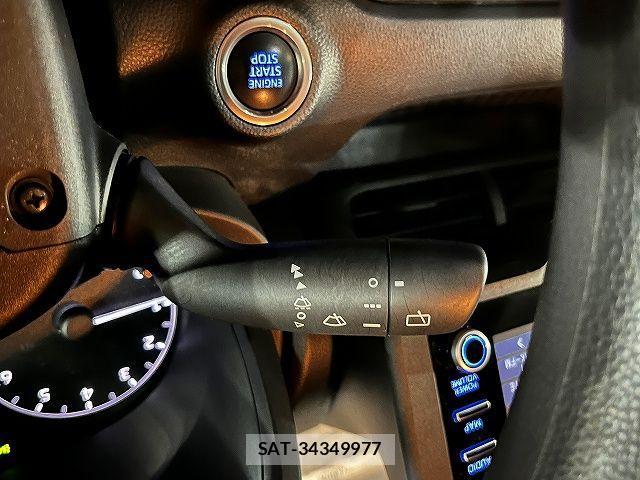 Toyota YARIS 2022-07 7880763-24
