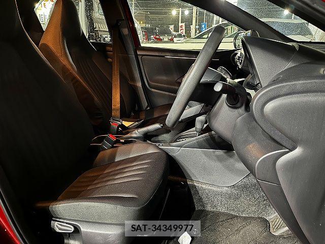 Toyota YARIS 2022-07 7880763-3