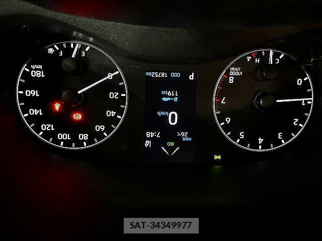 Toyota YARIS 2022-07 7880763-7