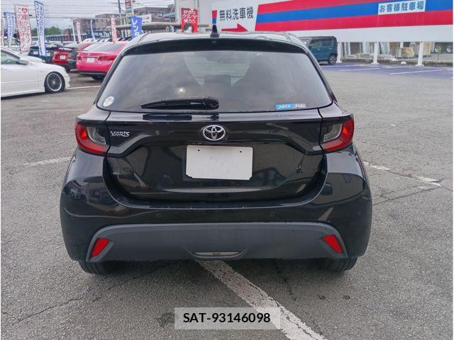 Toyota YARIS 2022-06 7880764-5