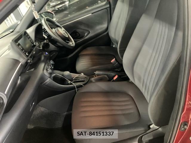 Toyota YARIS 2022-03 7880760-12