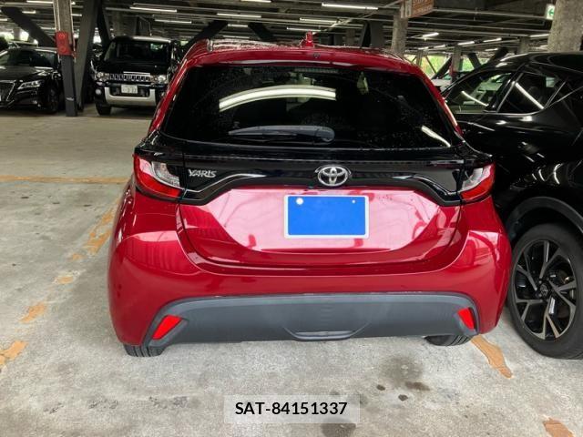 Toyota YARIS 2022-03 7880760-4