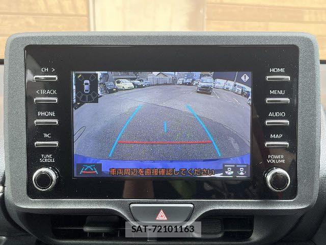 Toyota YARIS 2020-08 7903695-10